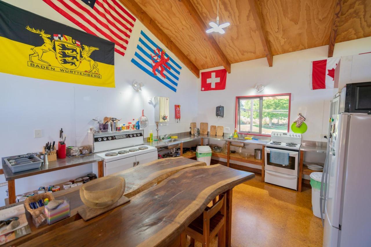 Hostel Bob & Maxines Backpackers Te Anau Zewnętrze zdjęcie